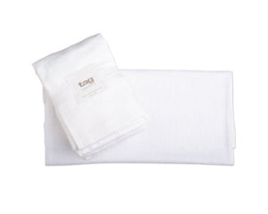 https://www.homeonwaterst.com/cdn/shop/files/dishtowels-flour-sack-white_grande_36c5210f-59c4-40f0-bf40-cc274b25b516_300x.jpg?v=1684862416